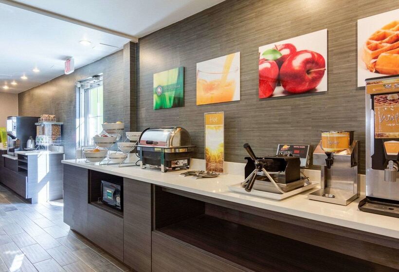 בית מלון כפרי Quality Inn & Suites Ashland Near Kings Dominion