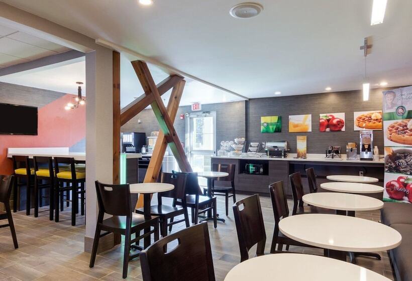 בית מלון כפרי Quality Inn & Suites Ashland Near Kings Dominion