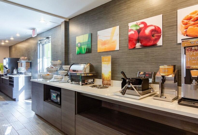 בית מלון כפרי Quality Inn & Suites Ashland Near Kings Dominion