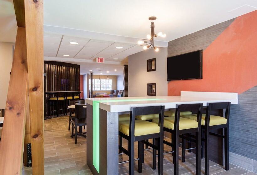 בית מלון כפרי Quality Inn & Suites Ashland Near Kings Dominion