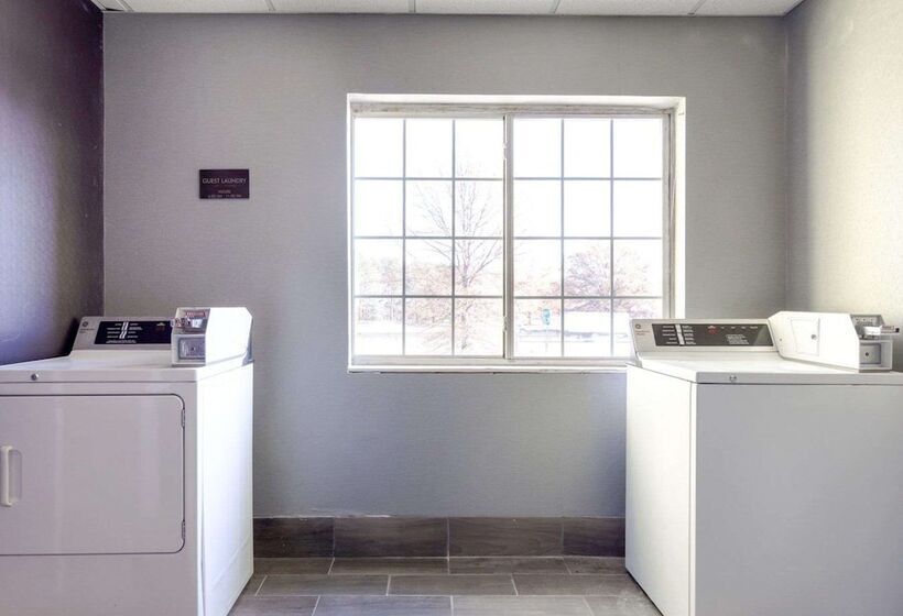 בית מלון כפרי Quality Inn & Suites Ashland Near Kings Dominion