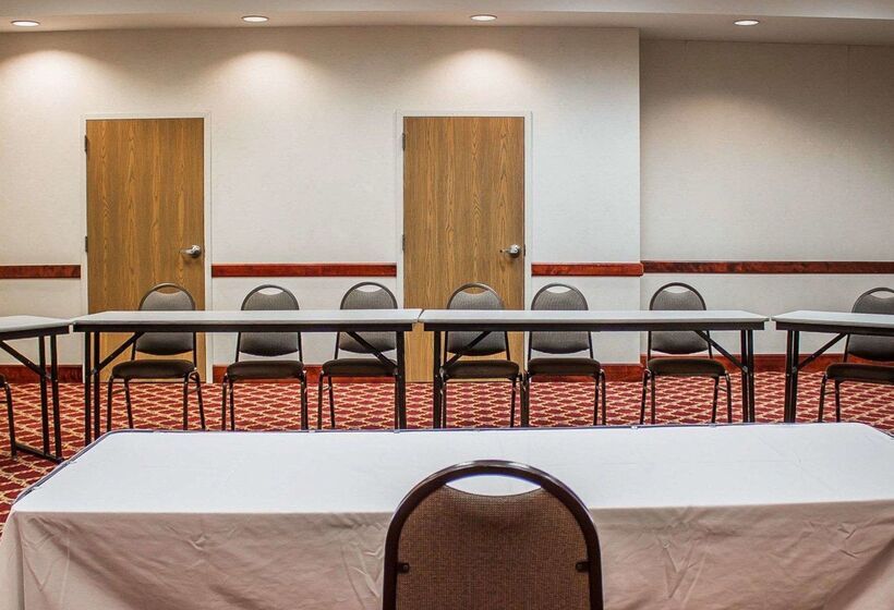 فندق Quality Inn & Suites Bellville   Mansfield