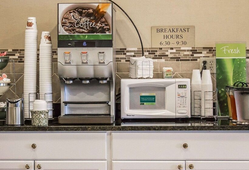 فندق Quality Inn & Suites Bellville   Mansfield