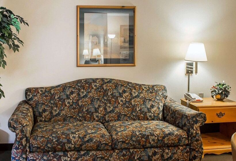 فندق Quality Inn & Suites Bellville   Mansfield