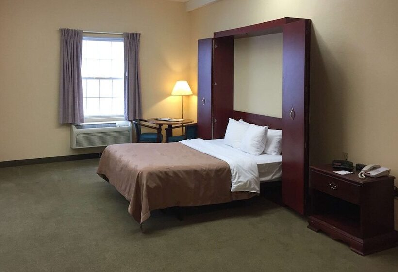 فندق Quality Inn & Suites Bellville   Mansfield