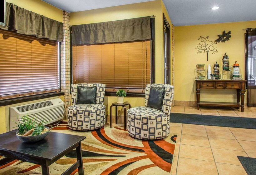 فندق Quality Inn Central Wisconsin Airport