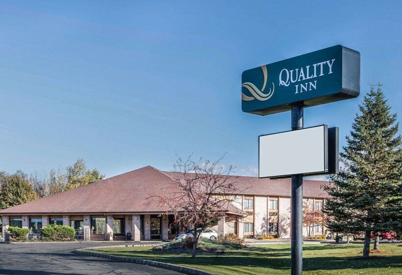 فندق Quality Inn Central Wisconsin Airport