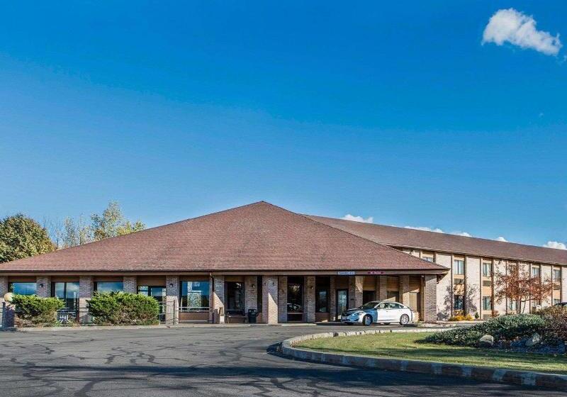 فندق Quality Inn Central Wisconsin Airport