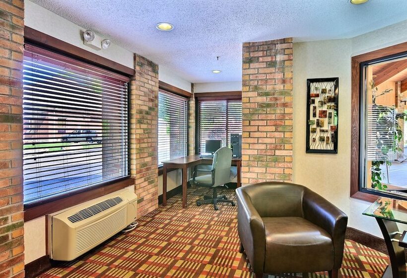 فندق Quality Inn