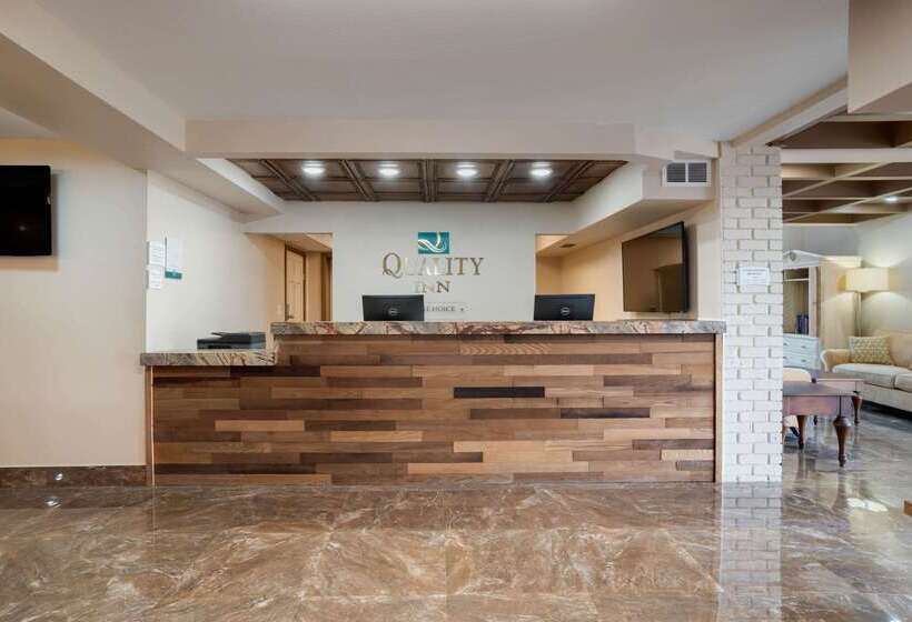 فندق Quality Inn Fort Walton Beach   Destin West