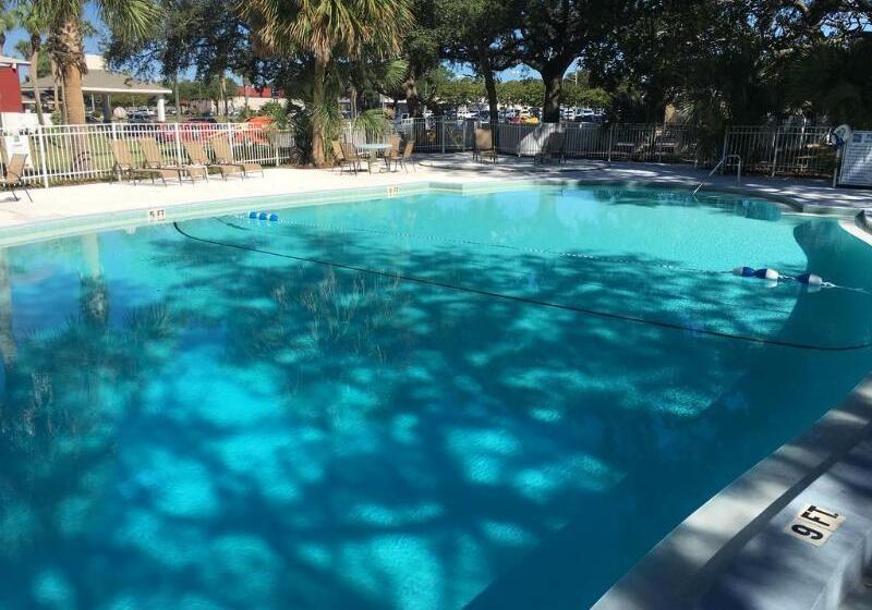 فندق Quality Inn Fort Walton Beach   Destin West