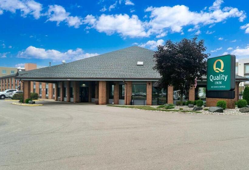 בית מלון כפרי Quality Inn Grand Blanc   Flint South