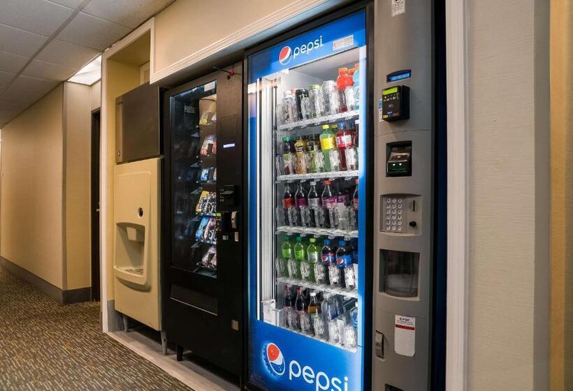 בית מלון כפרי Quality Inn Grand Blanc   Flint South