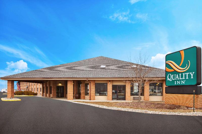 בית מלון כפרי Quality Inn Grand Blanc   Flint South