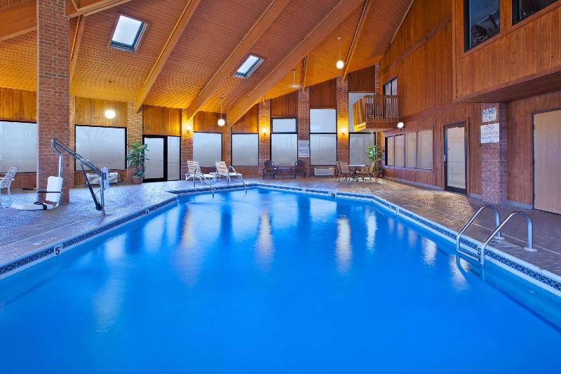 هتل Quality Inn Grand Blanc   Flint South