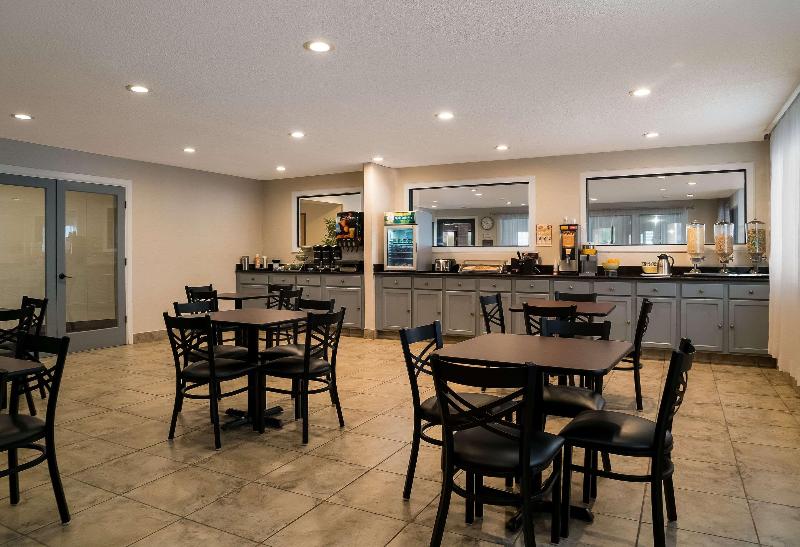 בית מלון כפרי Quality Inn Grand Blanc   Flint South