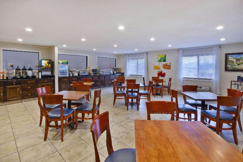 בית מלון כפרי Quality Inn Grand Blanc   Flint South