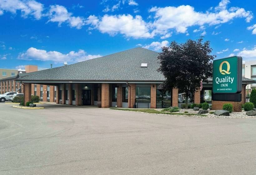 בית מלון כפרי Quality Inn Grand Blanc   Flint South