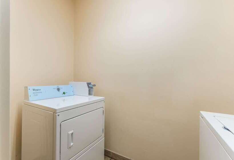 ホテル Quality Inn Huntersville Near Lake Norman