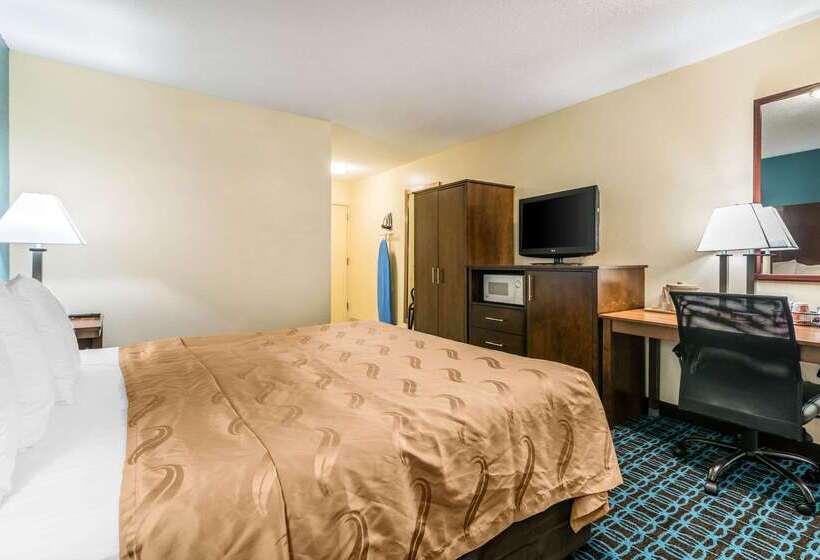 Отель Quality Inn Loudon Concord