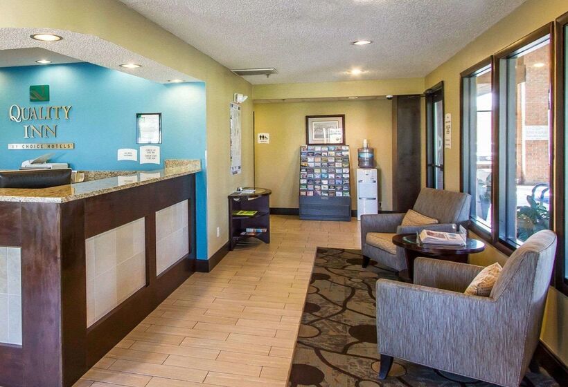 בית מלון כפרי Quality Inn Murray University Area