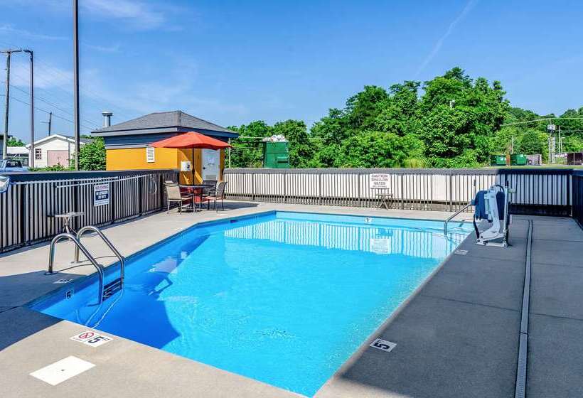 酒店 Quality Inn & Suites