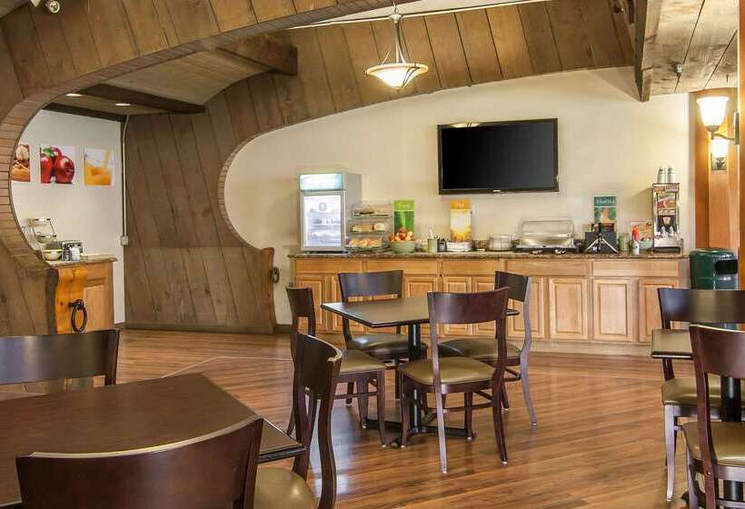 فندق Quality Inn & Suites At Coos Bay