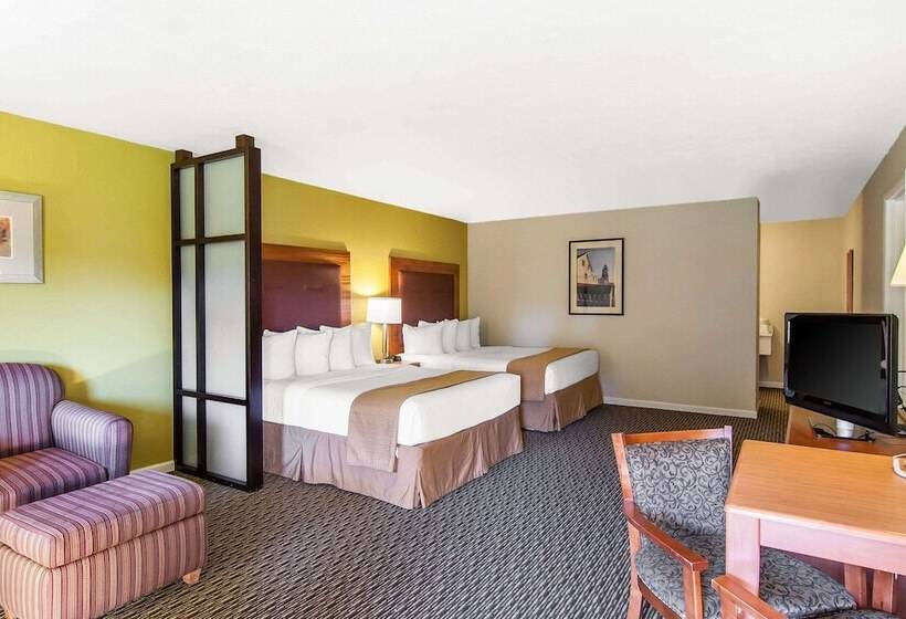 فندق Quality Inn & Suites At Coos Bay