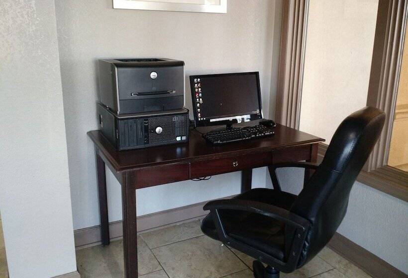 فندق Quality Inn & Suites Conference Center Thomasville