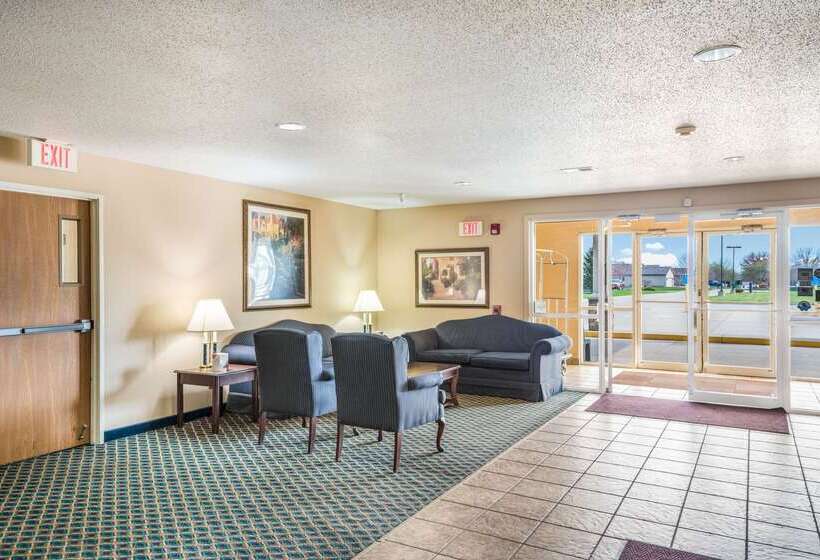 בית מלון כפרי Quality Inn & Suites Eldridge Davenport North