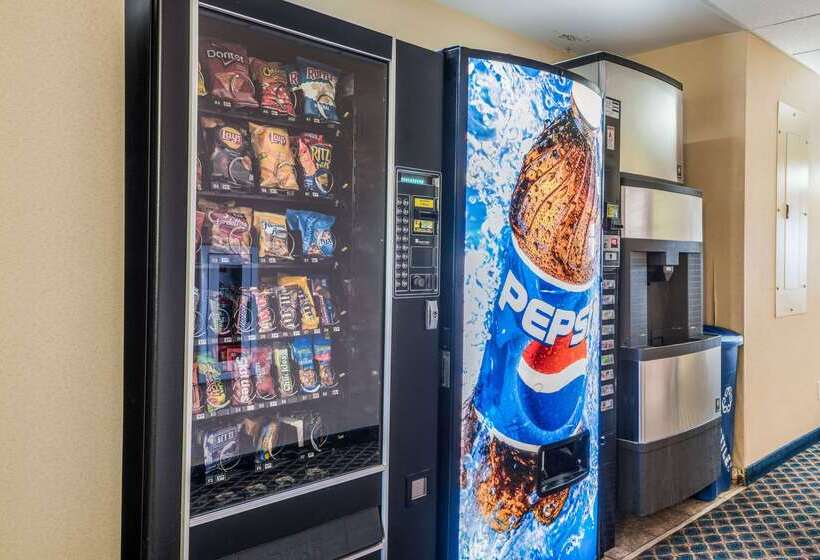 בית מלון כפרי Quality Inn & Suites Eldridge Davenport North