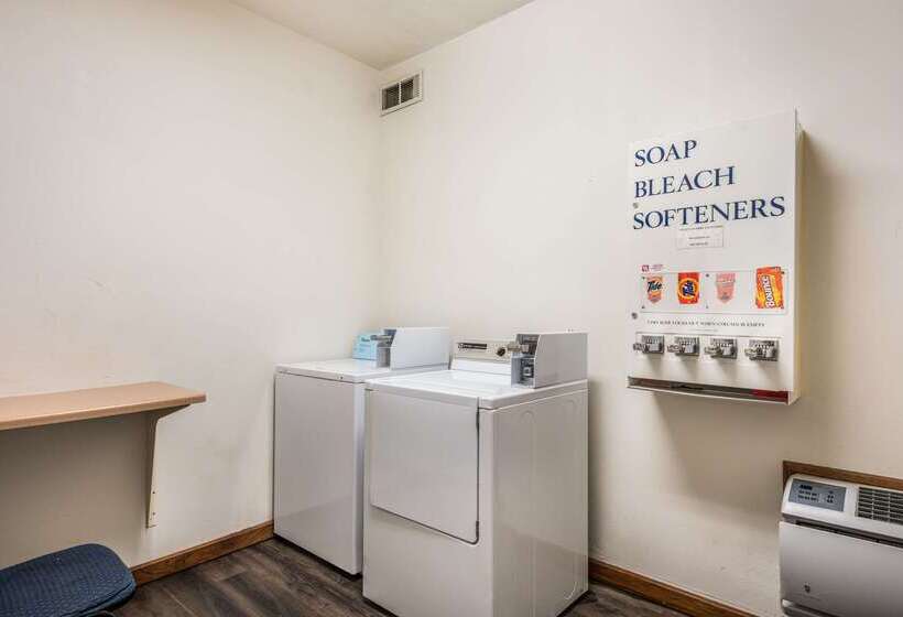 בית מלון כפרי Quality Inn & Suites Eldridge Davenport North