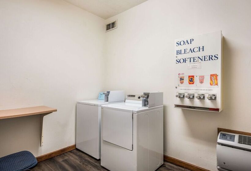 בית מלון כפרי Quality Inn & Suites Eldridge Davenport North