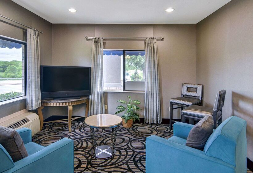 فندق Quality Inn & Suites