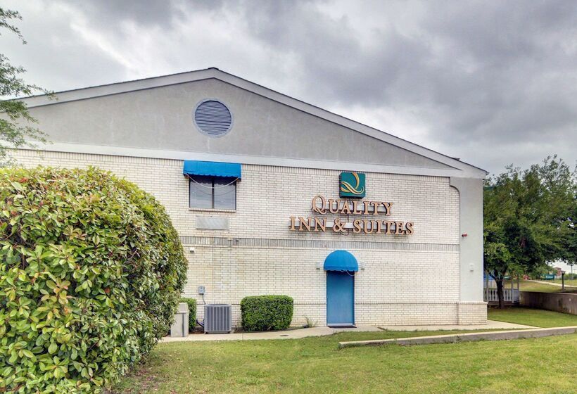 فندق Quality Inn & Suites