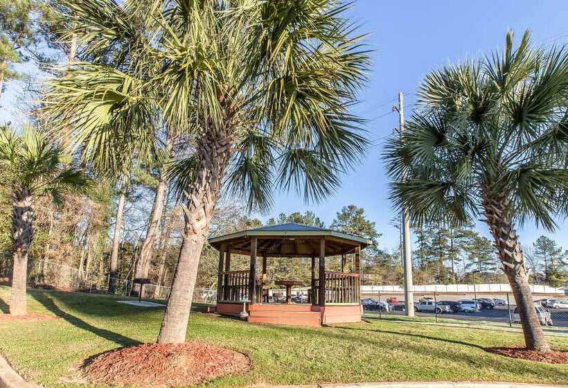 호텔 Quality Inn & Suites Macon North