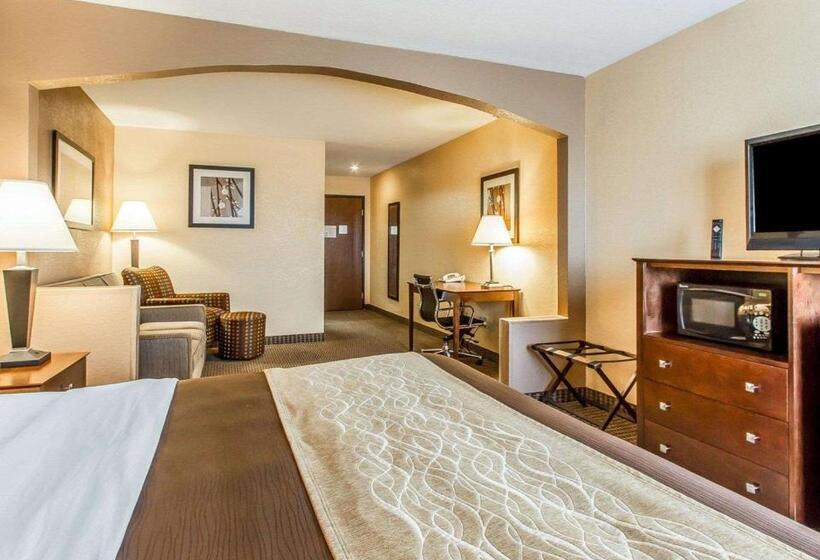 בית מלון כפרי Quality Inn & Suites