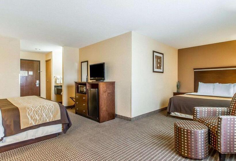 בית מלון כפרי Quality Inn & Suites