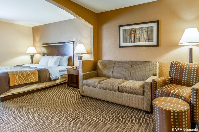 בית מלון כפרי Quality Inn & Suites