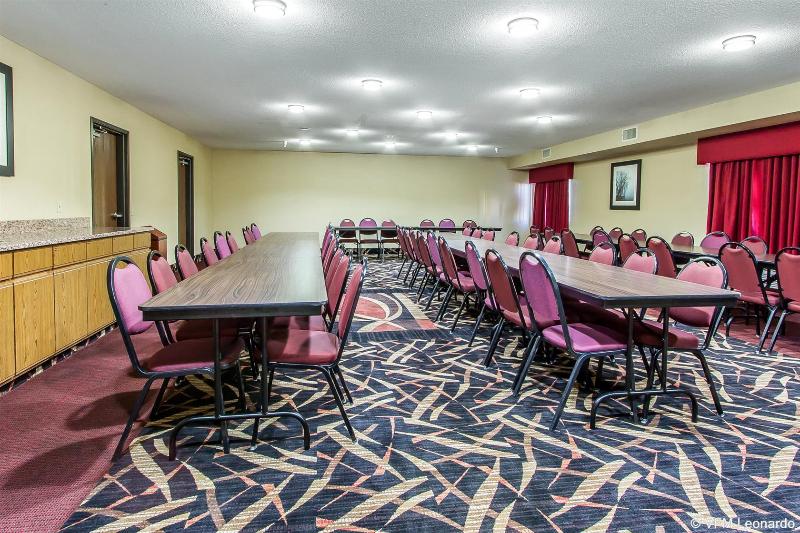 בית מלון כפרי Quality Inn & Suites