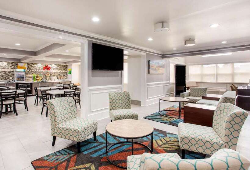 酒店 Quality Inn & Suites Myrtle Beach Near Outlets