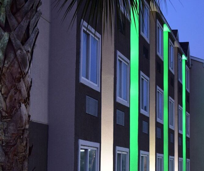 酒店 Quality Inn & Suites Myrtle Beach Near Outlets