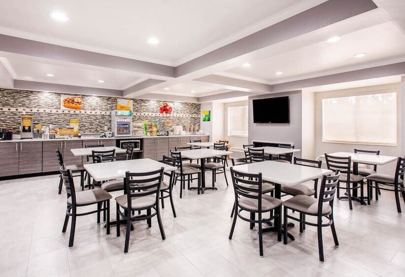 酒店 Quality Inn & Suites Myrtle Beach Near Outlets