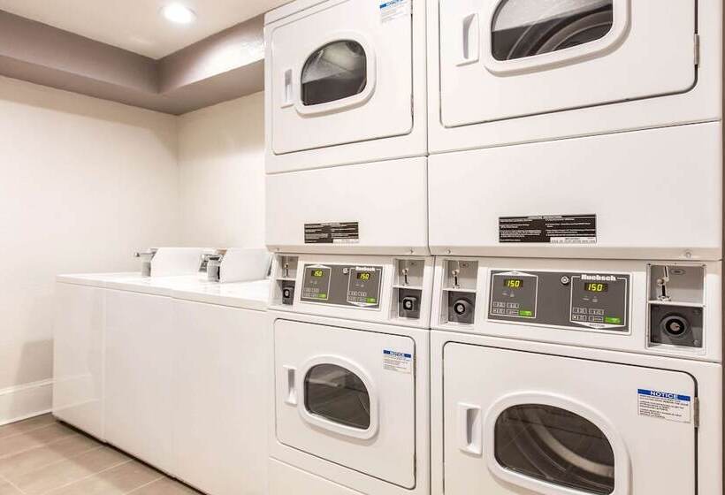 酒店 Quality Inn & Suites Myrtle Beach Near Outlets