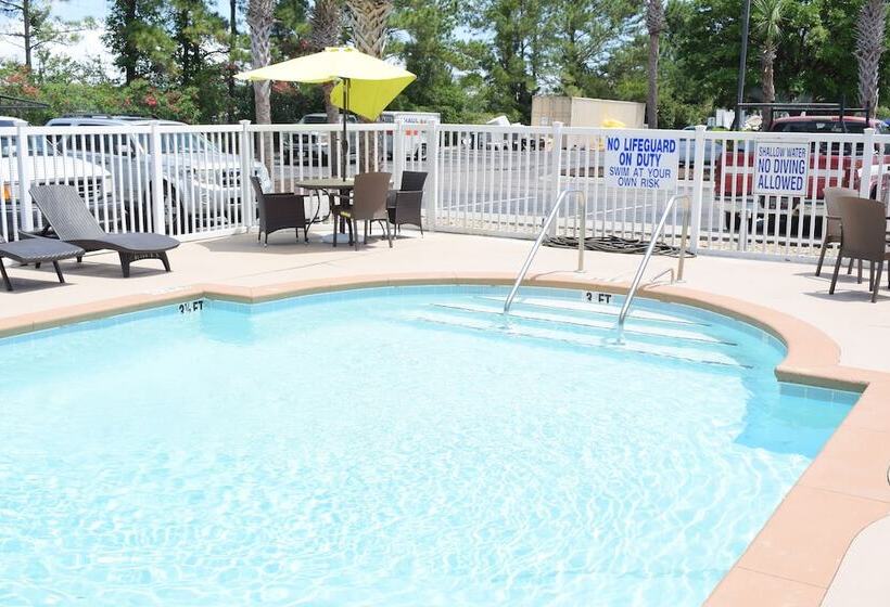 酒店 Quality Inn & Suites Myrtle Beach Near Outlets