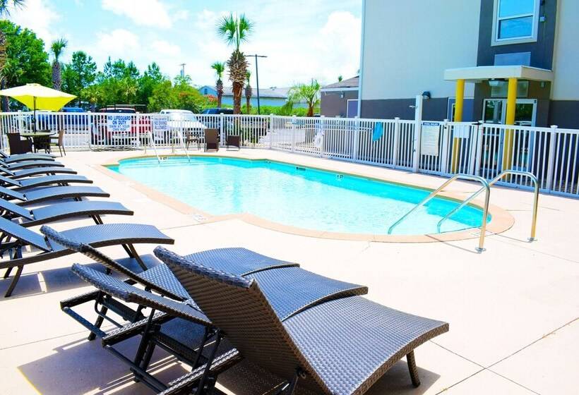 酒店 Quality Inn & Suites Myrtle Beach Near Outlets
