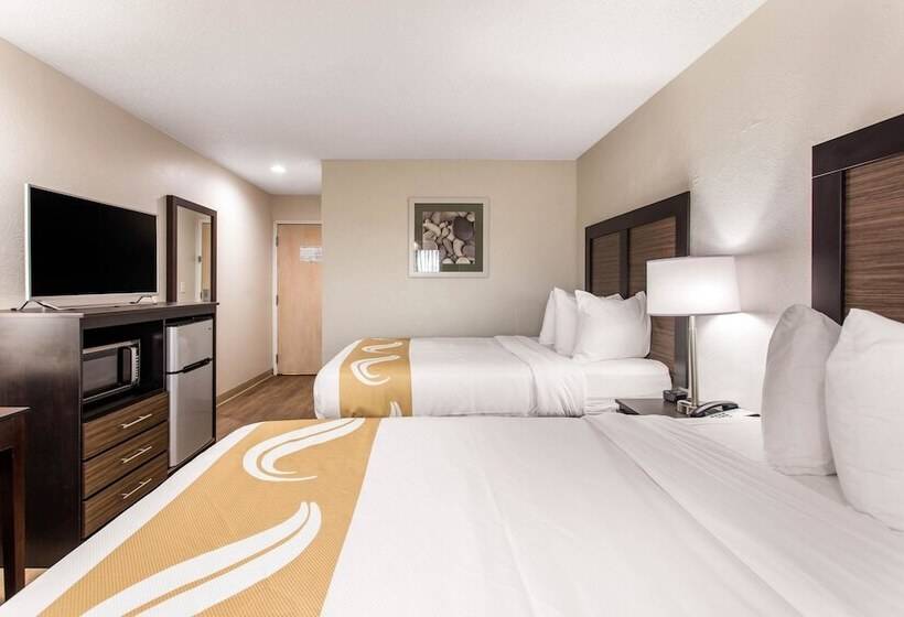 酒店 Quality Inn & Suites Myrtle Beach Near Outlets