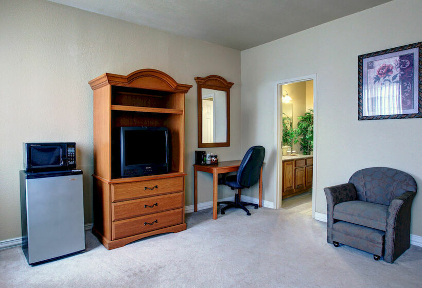 בית מלון כפרי Quality Inn & Suites New Braunfels