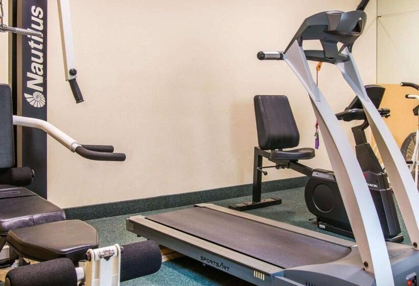 فندق Quality Inn & Suites Next To The Casino