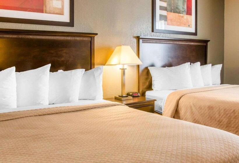 فندق Quality Inn & Suites Next To The Casino